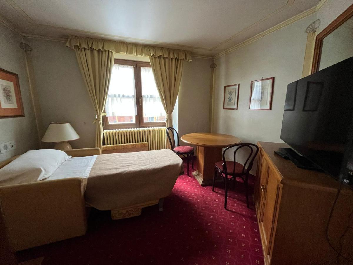 Hotel Posta R.T.A. Madonna Buitenkant foto